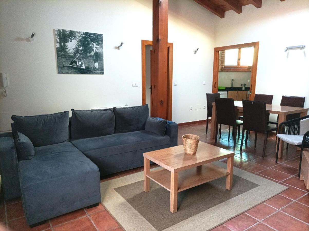 Apartamentos Las Cuadras De Estanos Muriedas Eksteriør billede