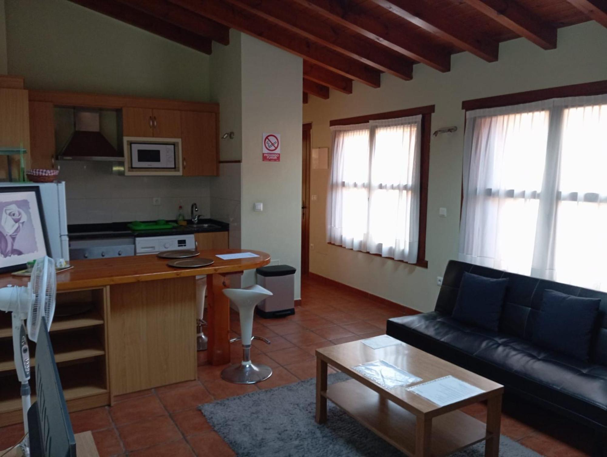 Apartamentos Las Cuadras De Estanos Muriedas Eksteriør billede