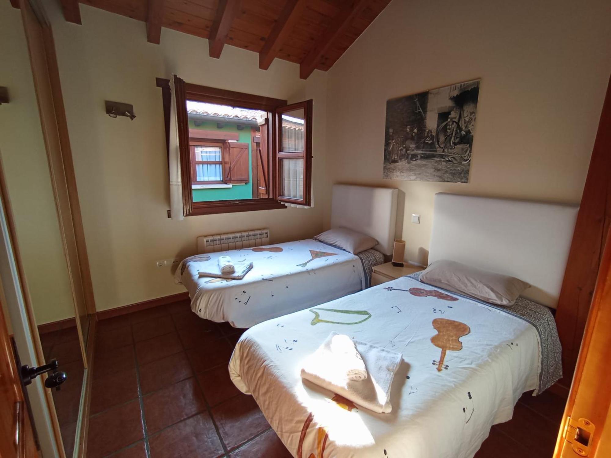 Apartamentos Las Cuadras De Estanos Muriedas Eksteriør billede