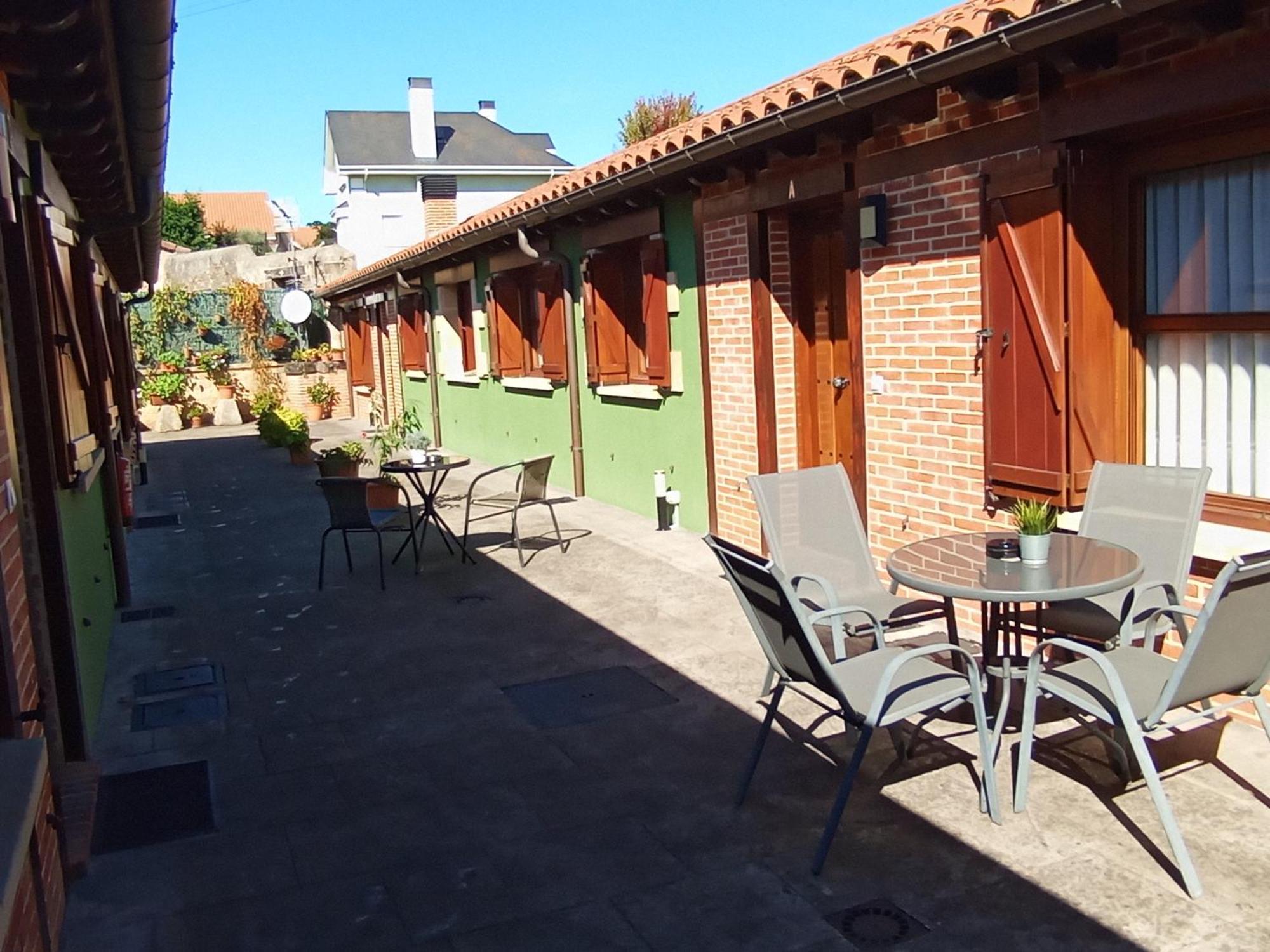 Apartamentos Las Cuadras De Estanos Muriedas Eksteriør billede